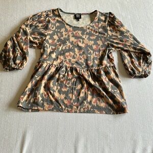 Bobeau peplum 3/4 sleeve top size m